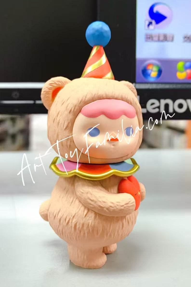 Pucky Teddy Bear Baby Figurine - 泰迪熊吊卡