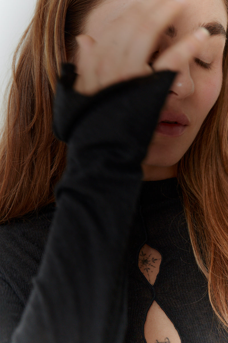 Cut-Out Longsleeve Noreina
