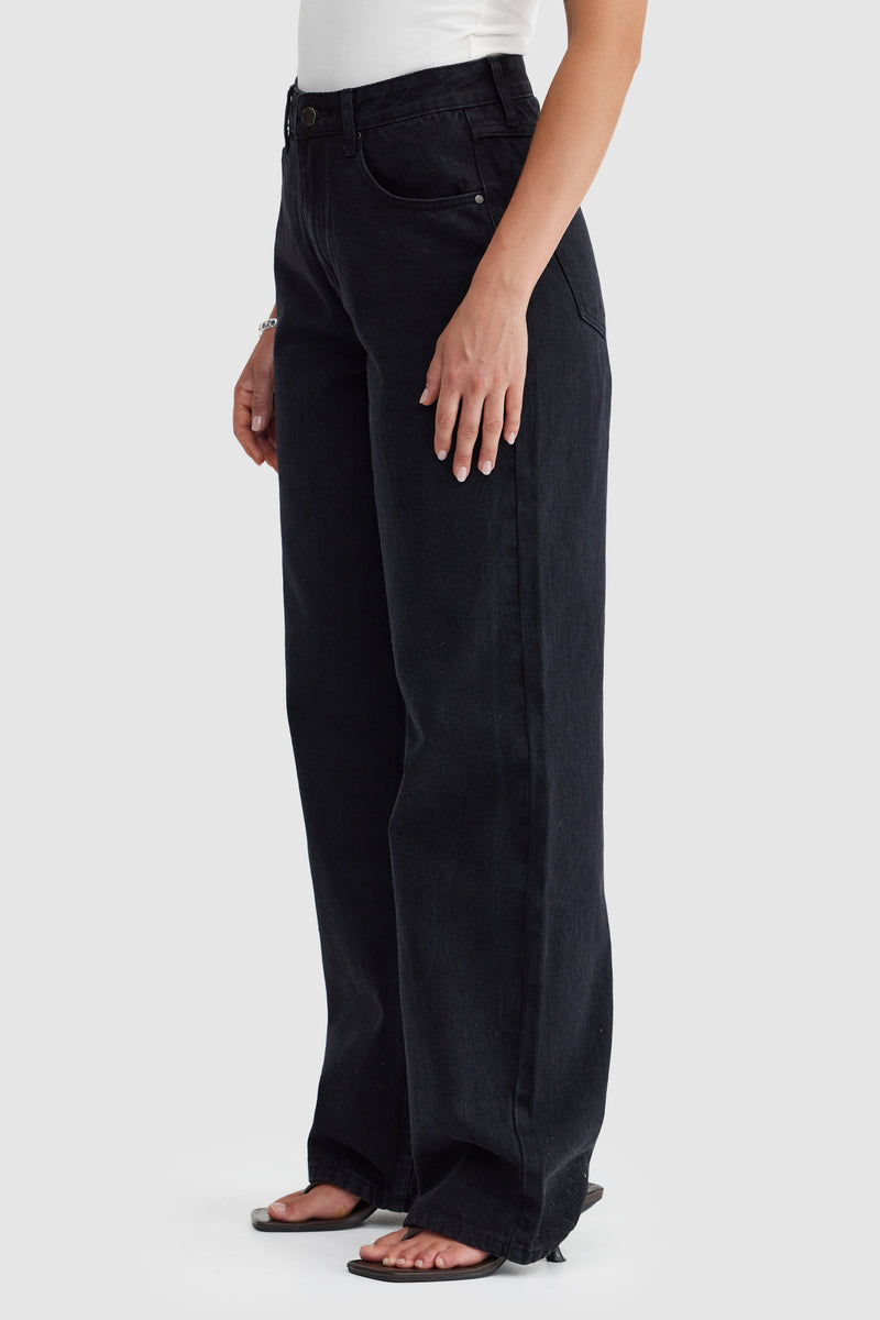 Willow Denim Relaxed Jean Washed Black