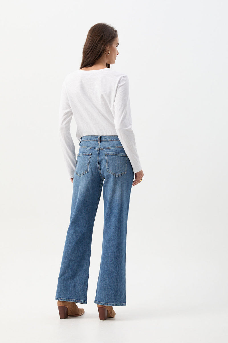 Mid Rise Wide Leg Jean Denim Blue
