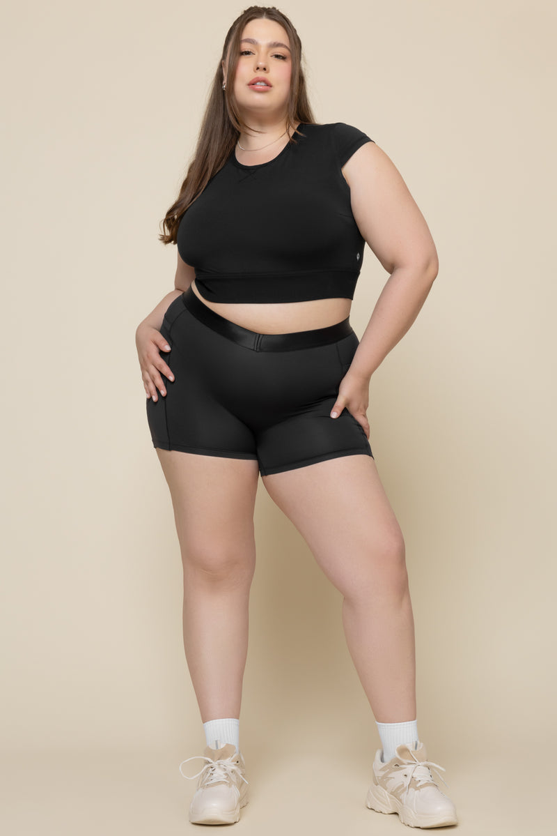 Contour Booty Short - Black