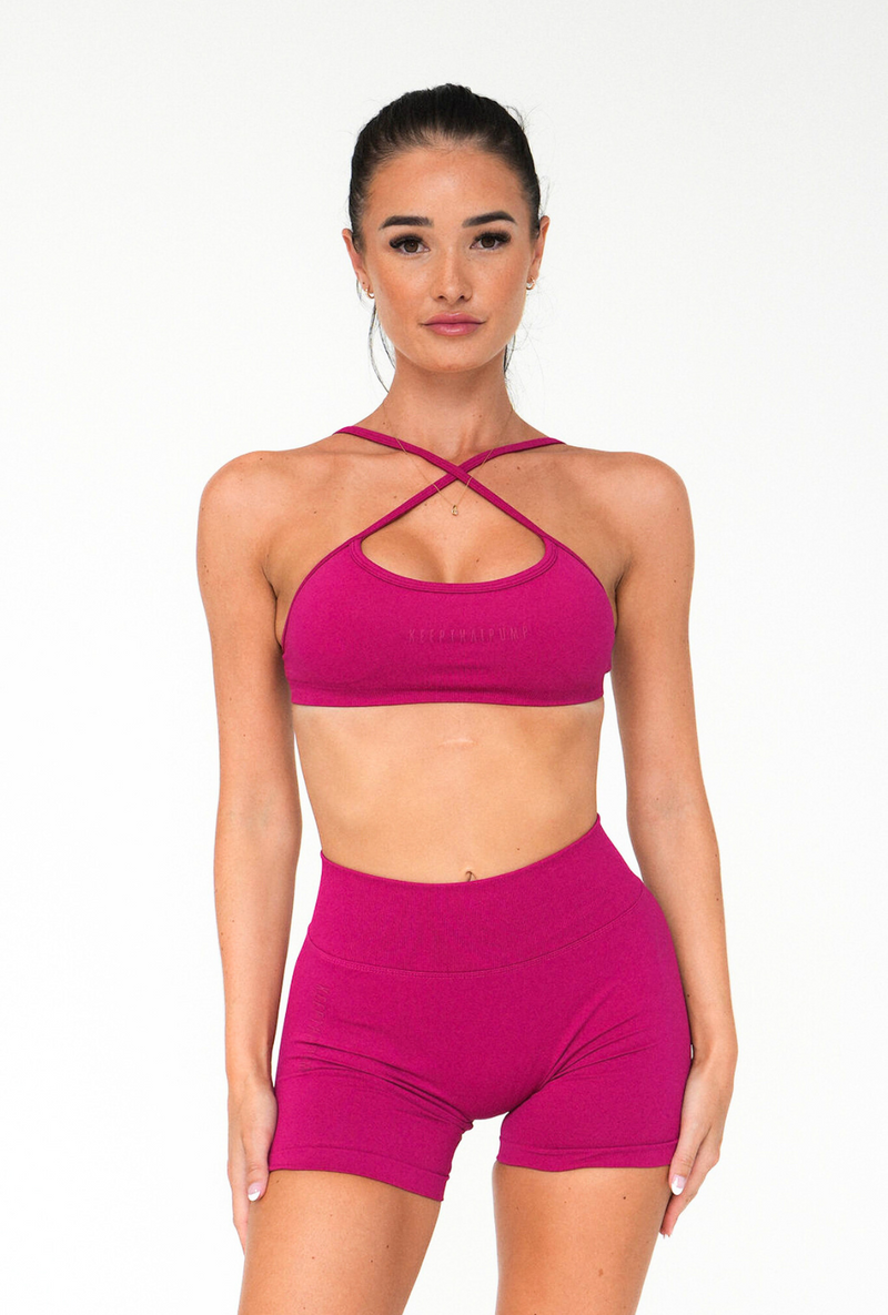 LJ V-BACK SCRUNCH SHORTS - CRANBERRY