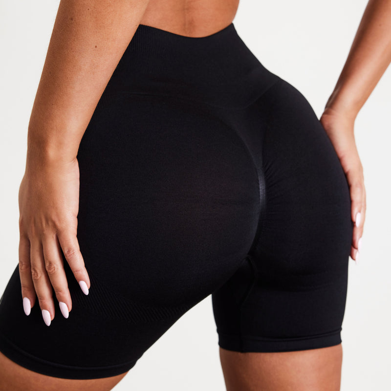 Vanquish Elevate Seamless Scrunch Black Shorts