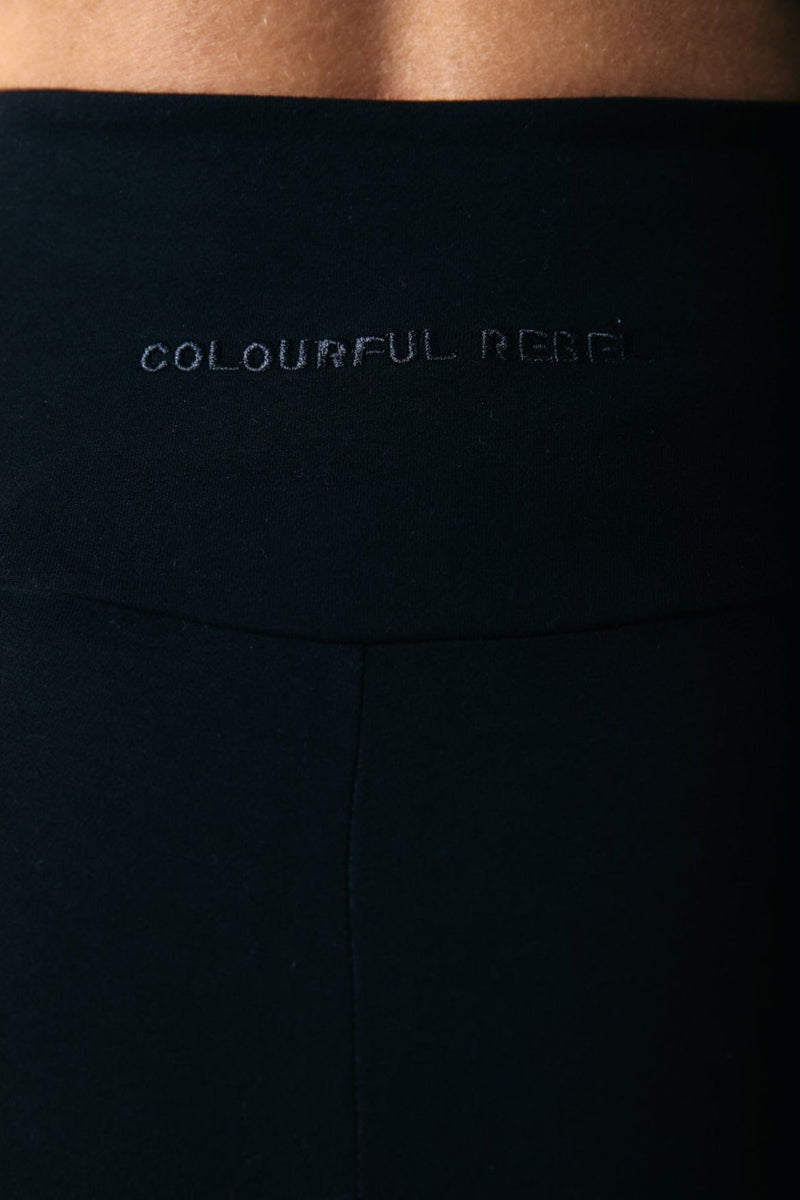 Uni Fitted Flare Pants | Black