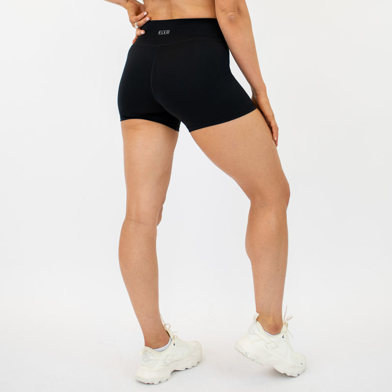 Easy Curve Short 4