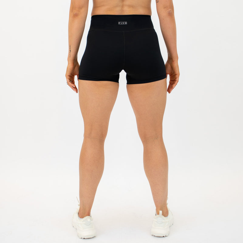 Easy Curve Short 4