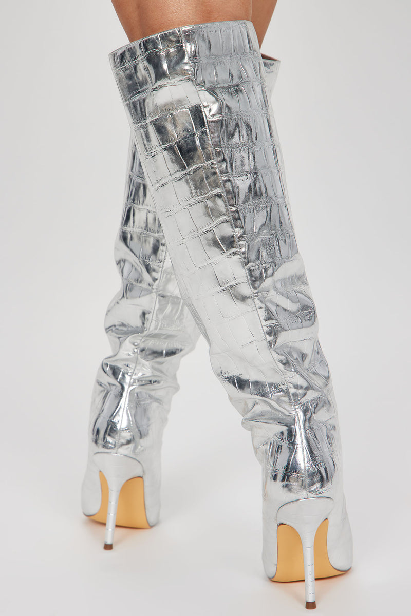 Wynter Knee High Metallic Boots - Silver