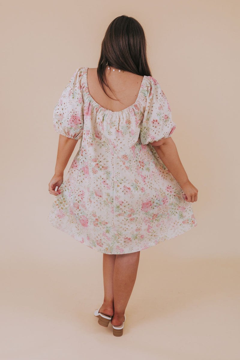 PLUS SIZE - Love In Springtime Dress