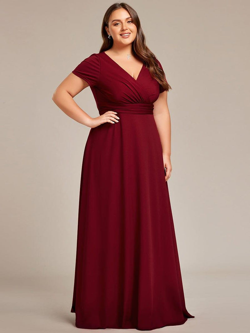 pretty TÉRESA|Plus Size Pleated V-Neck Short Sleeves Empire Waist A-Line Bridesmaid Dress