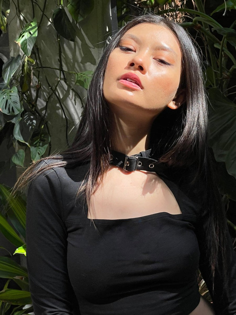 Black Cut Out Sexy Long Sleeve Crop Top