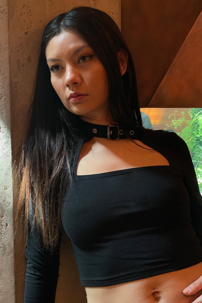 Black Cut Out Sexy Long Sleeve Crop Top