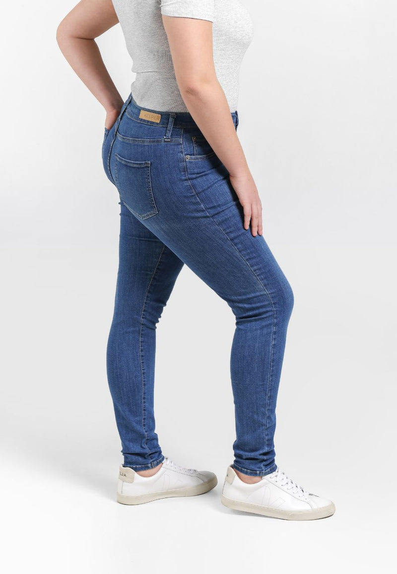 Elwood Skinny | Light Indigo