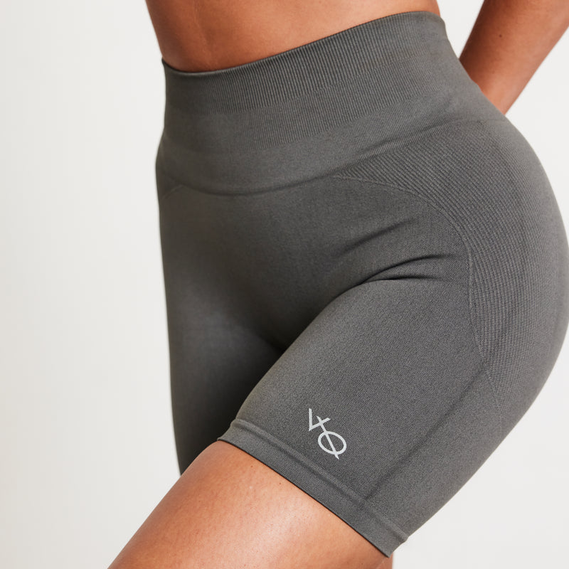 Vanquish Elevate Seamless Scrunch Dark Olive Shorts