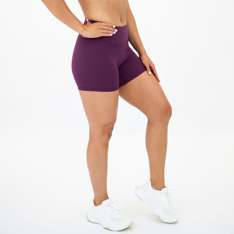 Uplift V Back Short 5