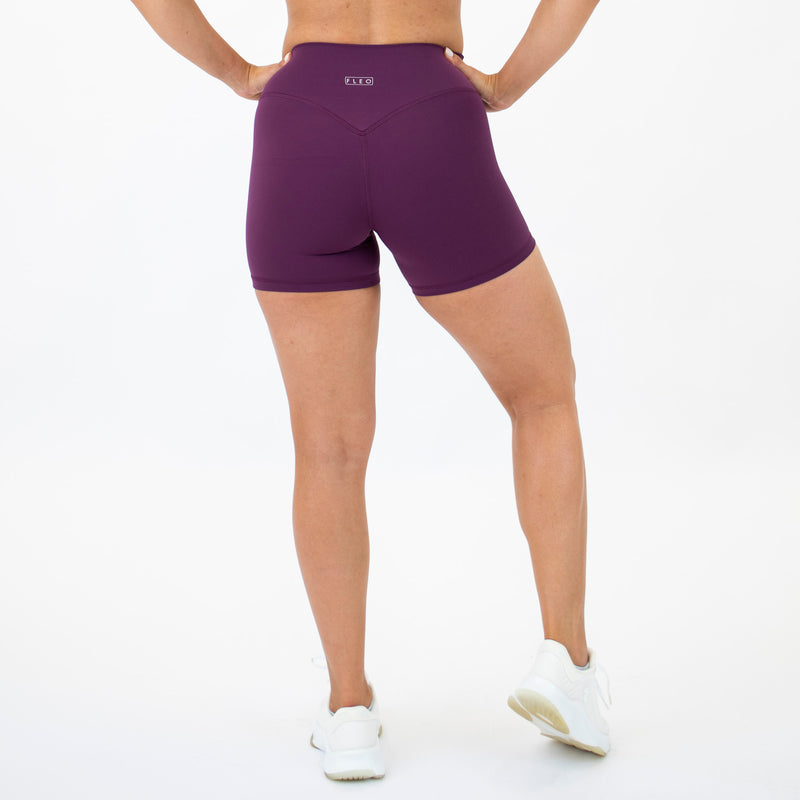 Uplift V Back Short 5