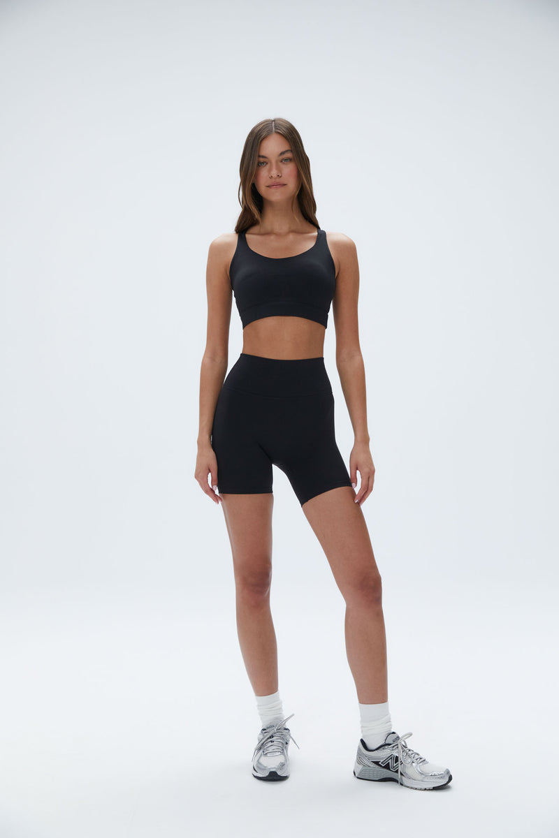 Ultimate Ultra Crop Pocket Shorts - Black
