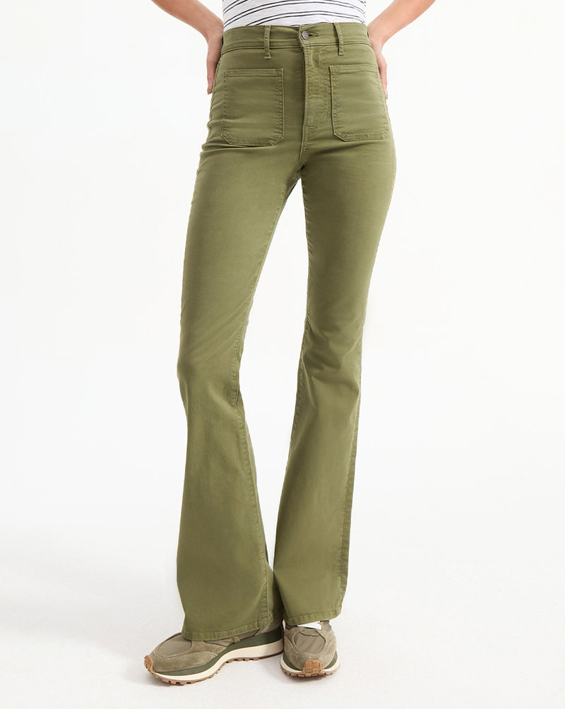Beverly Patch-Pocket Skinny-Flare Twill Pant