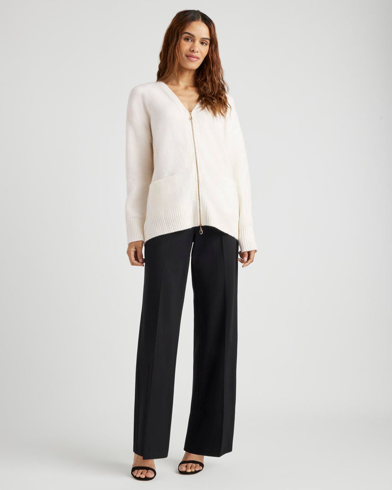 Briella Pant
