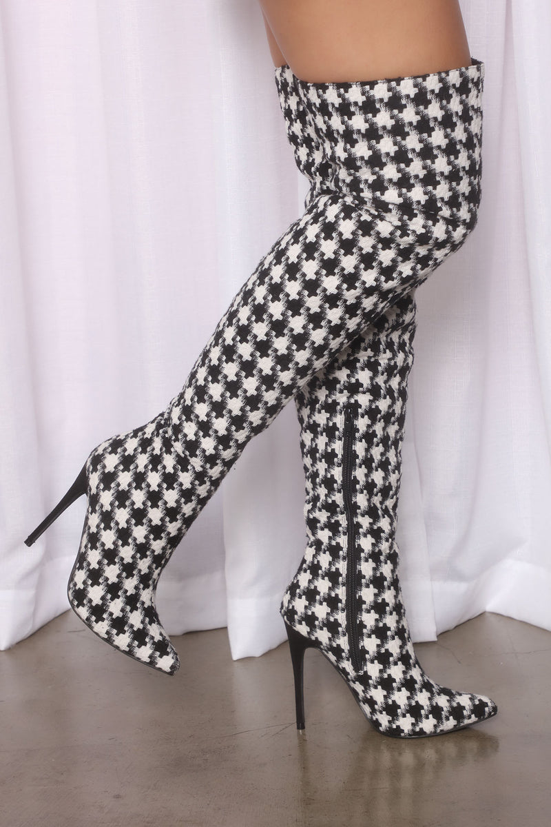 So Chic Houndstooth Boots - Black/combo