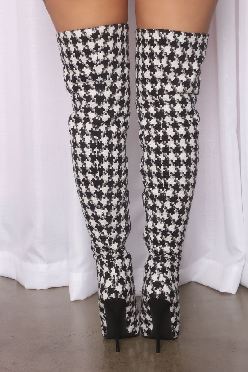 So Chic Houndstooth Boots - Black/combo