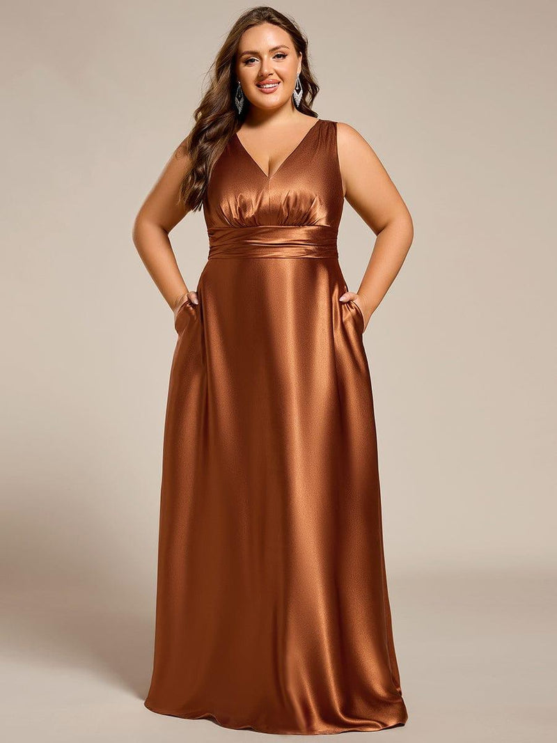 pretty INDY|Plus Size Sleeveless Empire Waist Satin Maxi Bridesmaid Dress With Pockets