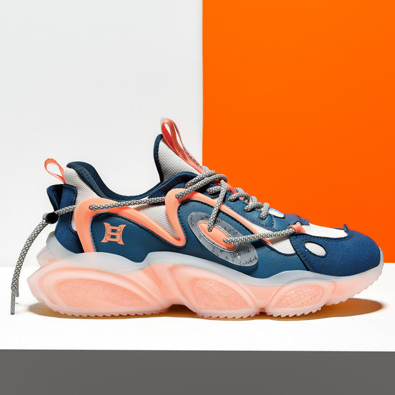 Fashionable mesh casual shoes in oversize