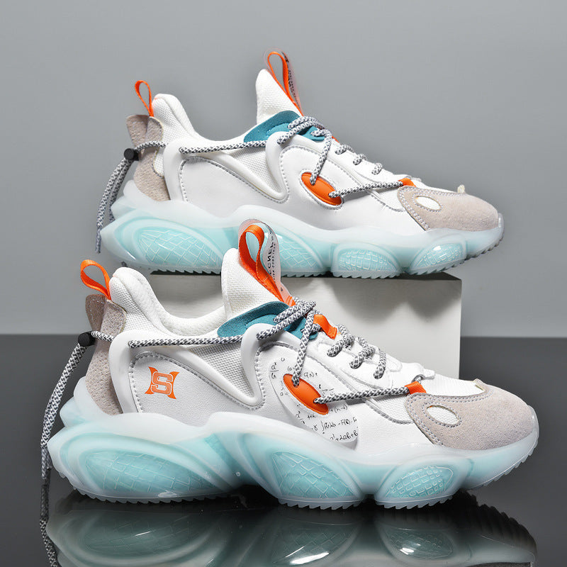 Fashionable mesh casual shoes in oversize