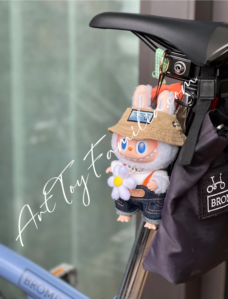 The Monsters LABUBU Fall in Wild Vinyl Plush Pendant - 春天野在家搪胶毛绒公仔挂件