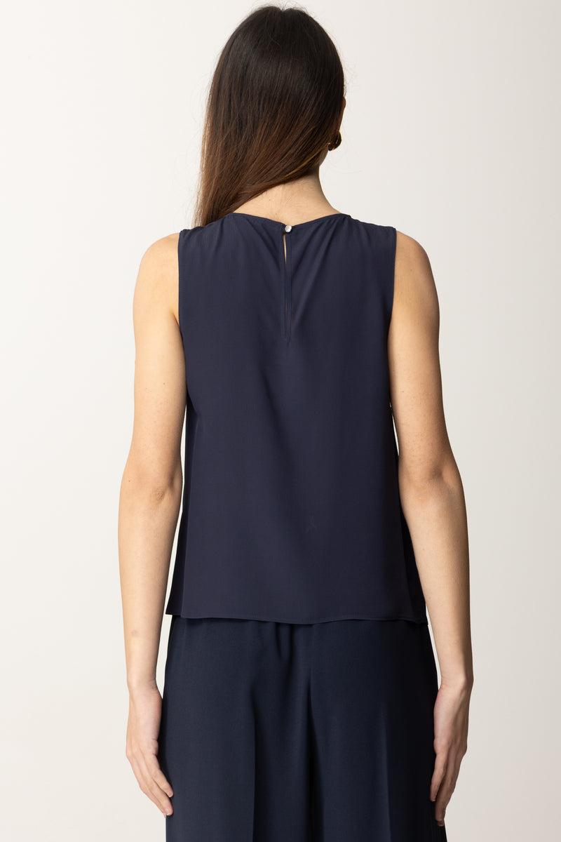Top with Cut-out Detail