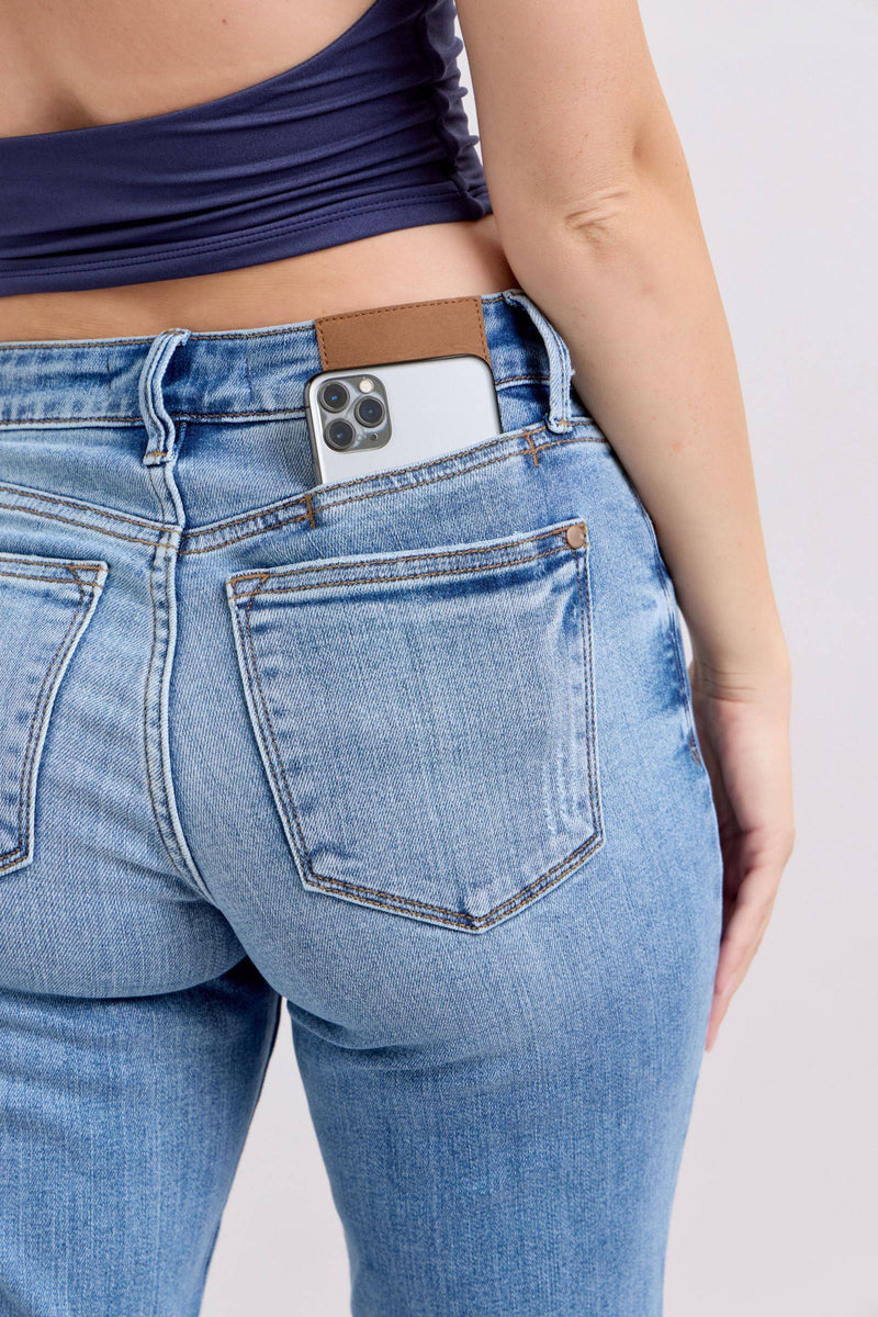 Judy Blue Mid Rise Vintage Wash Cell Phone Pocket Slim Denim Jeans 82626