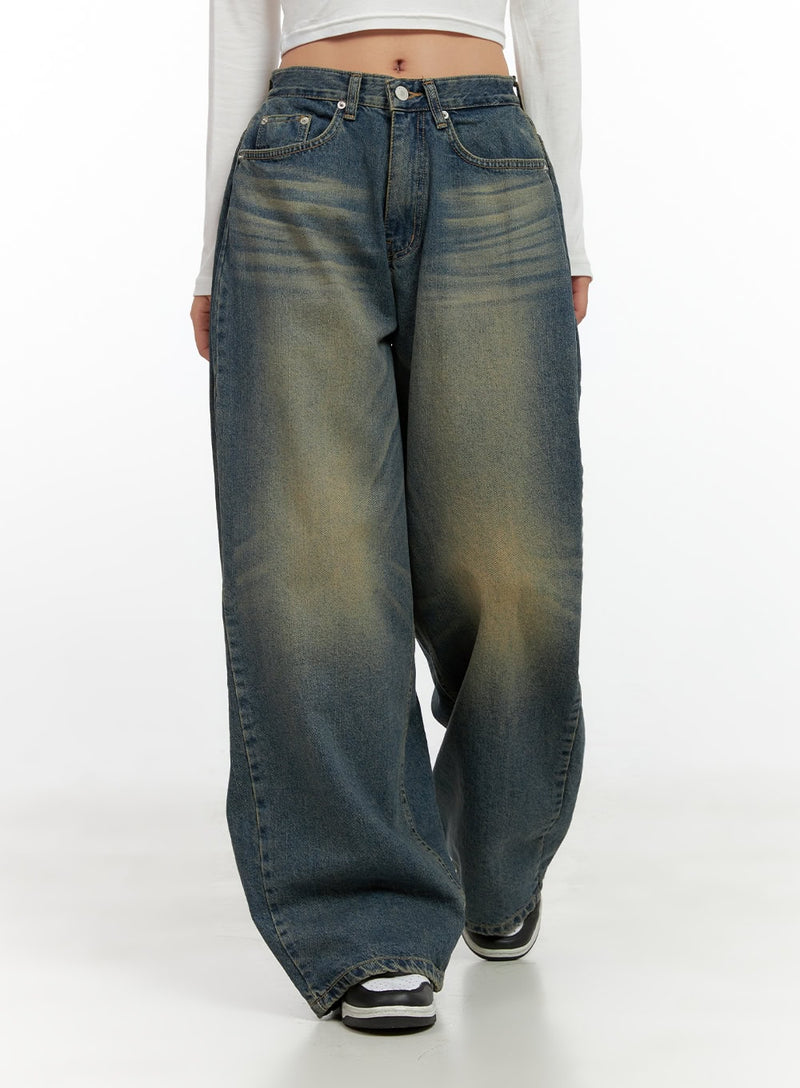 Kylie Pintuck Washed Denim Baggy Jeans CN412