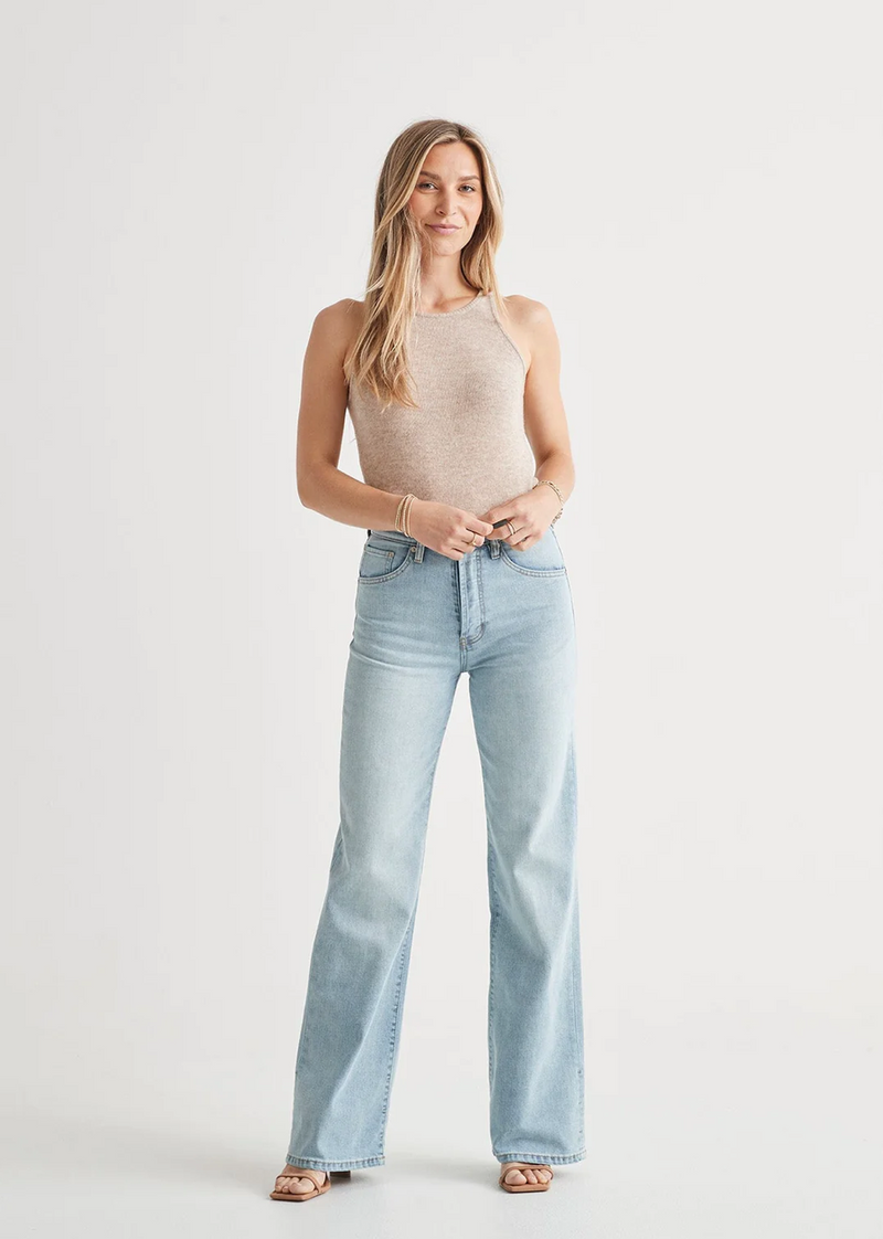 Duer Women's Midweight Performance Denim Wide Leg - Coastal Blue
