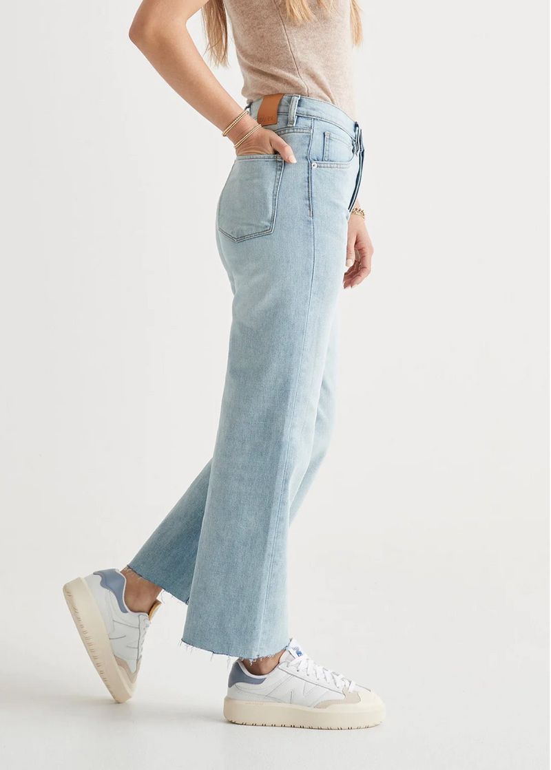 Duer Women's Midweight Performance Denim Wide Leg - Coastal Blue