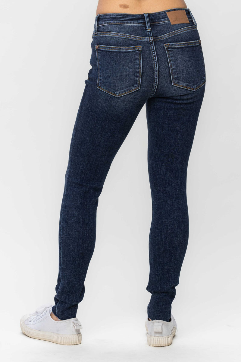 Judy Blue Mid Rise Vintage Raw Hem Skinny Denim Jeans 82527