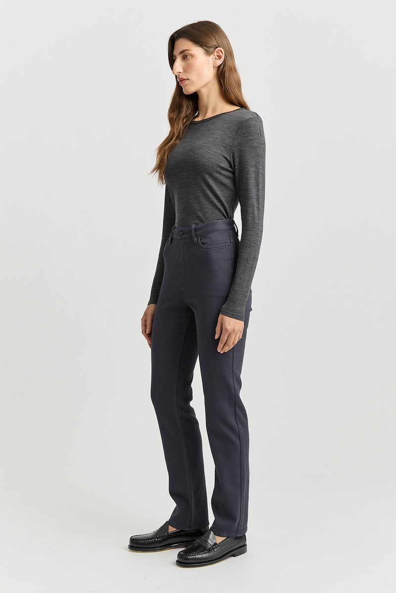 HIGH RISE STRAIGHT JEAN