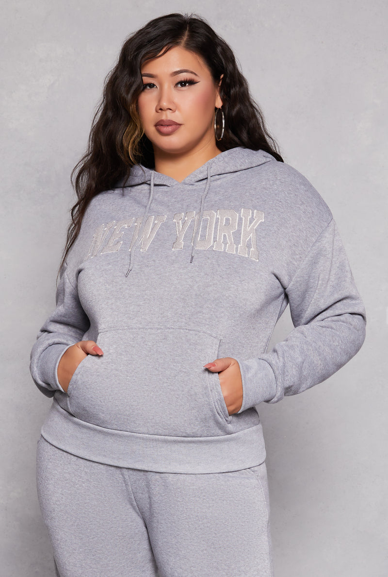Plus Size New York Chenille Graphic Pullover Hoodie