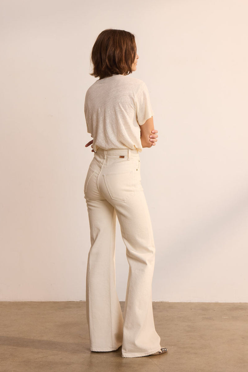 The Crease Jean in Ecru