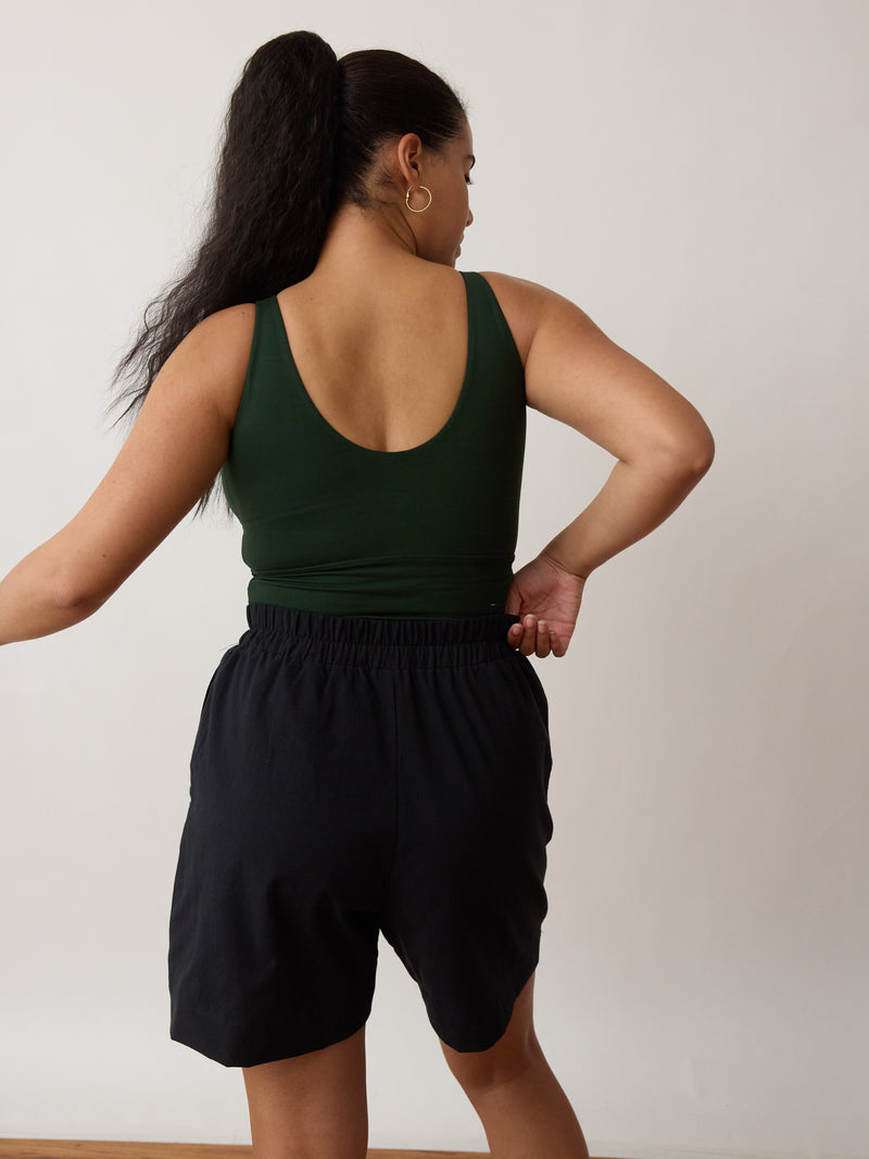 BLACK COTTON CREPE LYNN SHORT